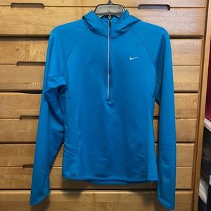 Nike long sleeve dri fit quarter zip up in size medium